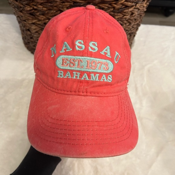 Nassau Bahamas Baseball Cap Pink - Picture 3 of 3